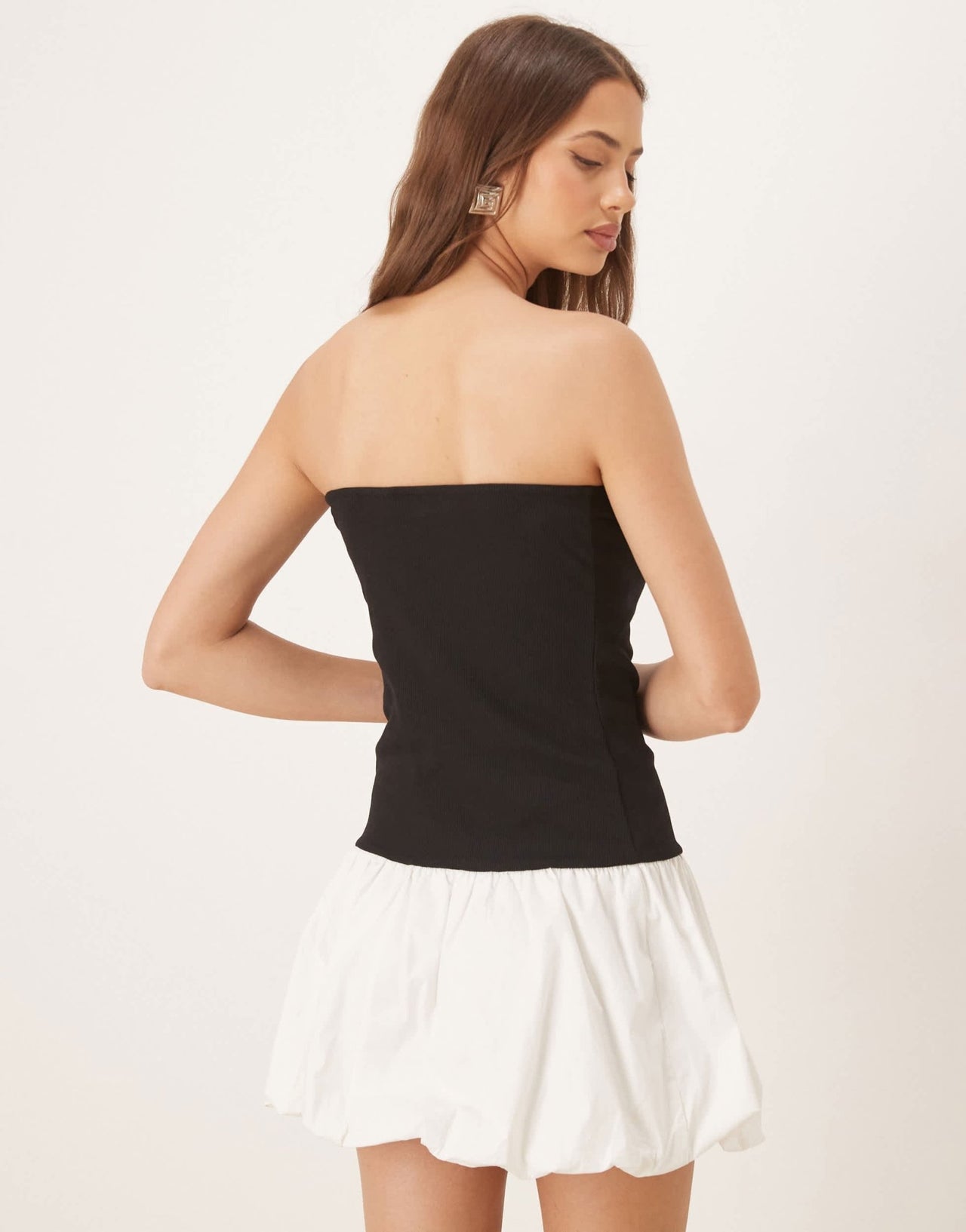 Vila contrast puffball hem mini dress in black and white - ASOS Sample Sale