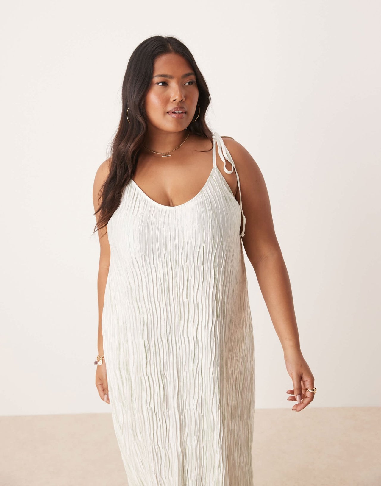 Vila Curve plisse cami maxi slip dress in pale silt green tie dye - ASOS Sample Sale