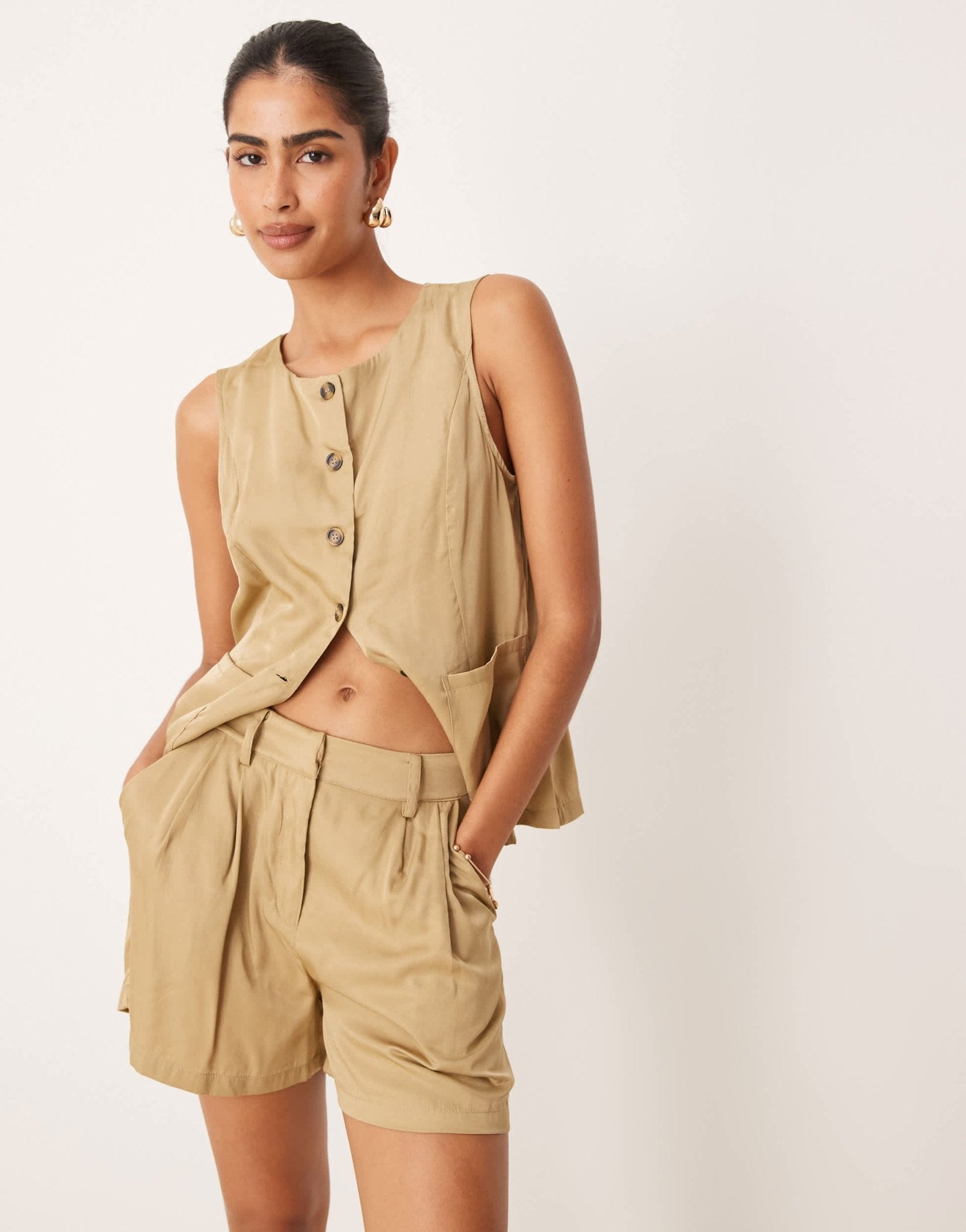 Vila high waisted pleated shorts co-ord in olive green - ASOS Sample Sale