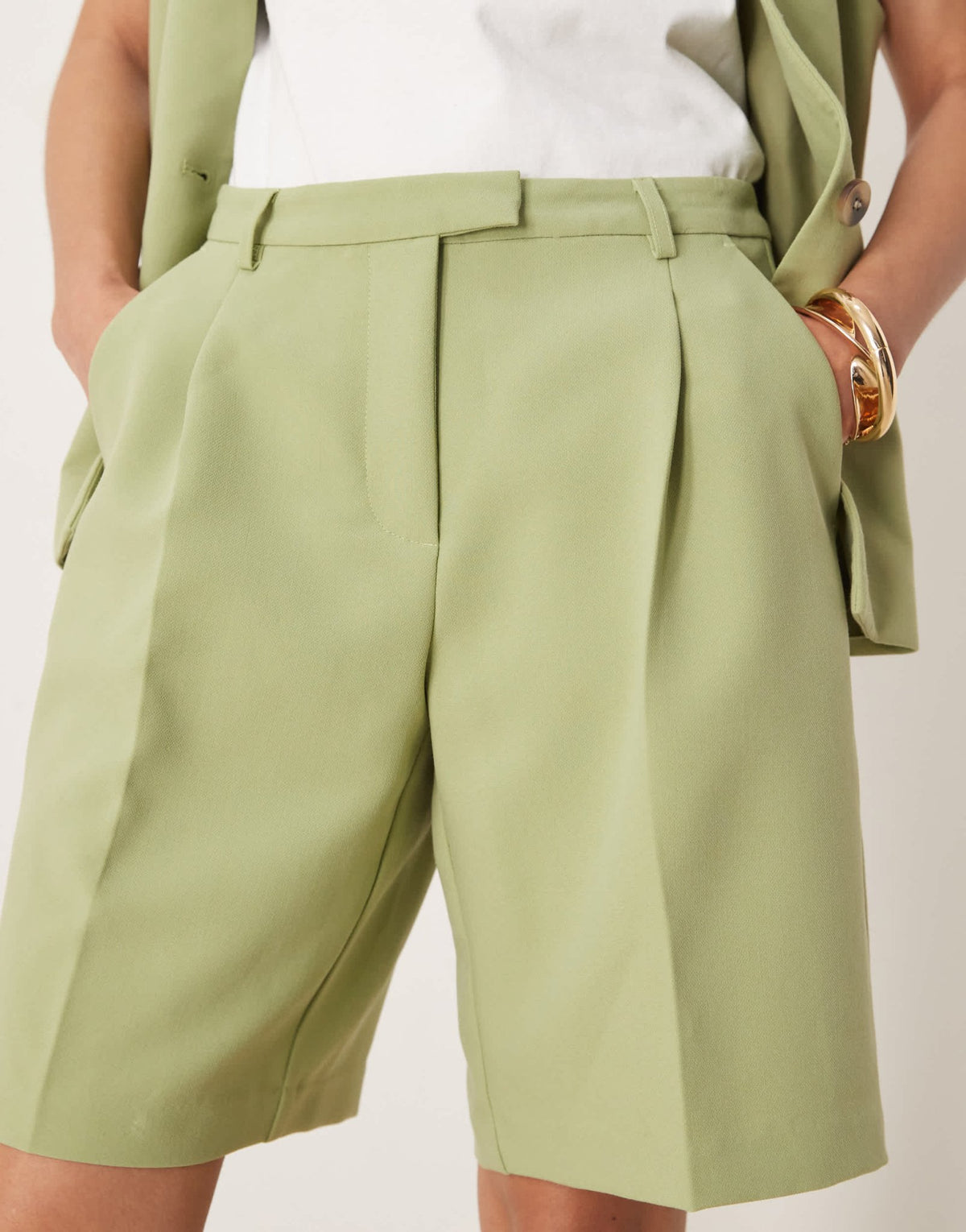 Vila longline tailored short co-ord in sage green - ASOS Sample Sale