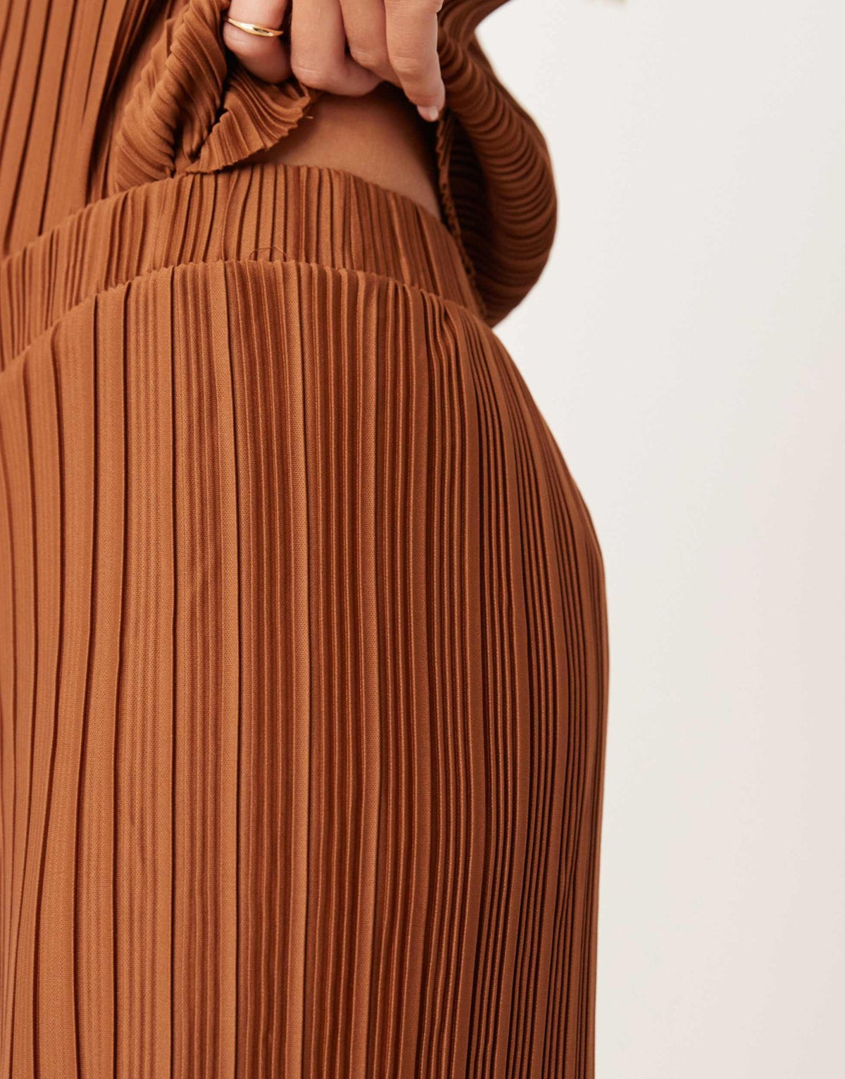 Vila Petite wide leg plisse trousers co-ord in bronze - ASOS Sample Sale