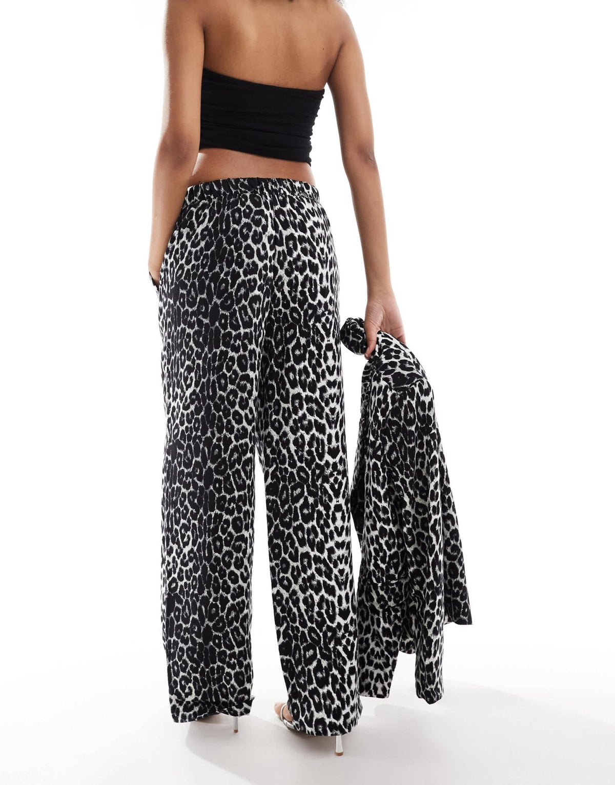 Vila wide leg trouser co-ord in black leopard print - ASOS Sample Sale