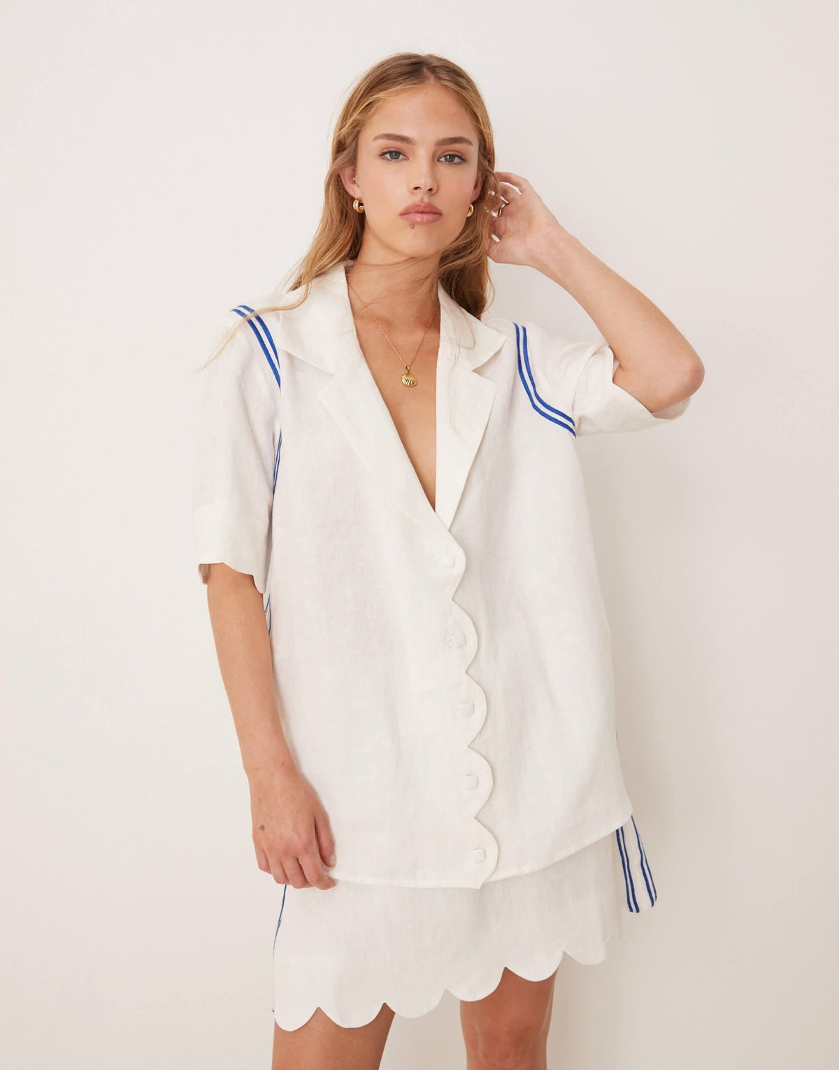 VRG GRL gigi scallop edge linen shirt co-ord in white - ASOS Sample Sale