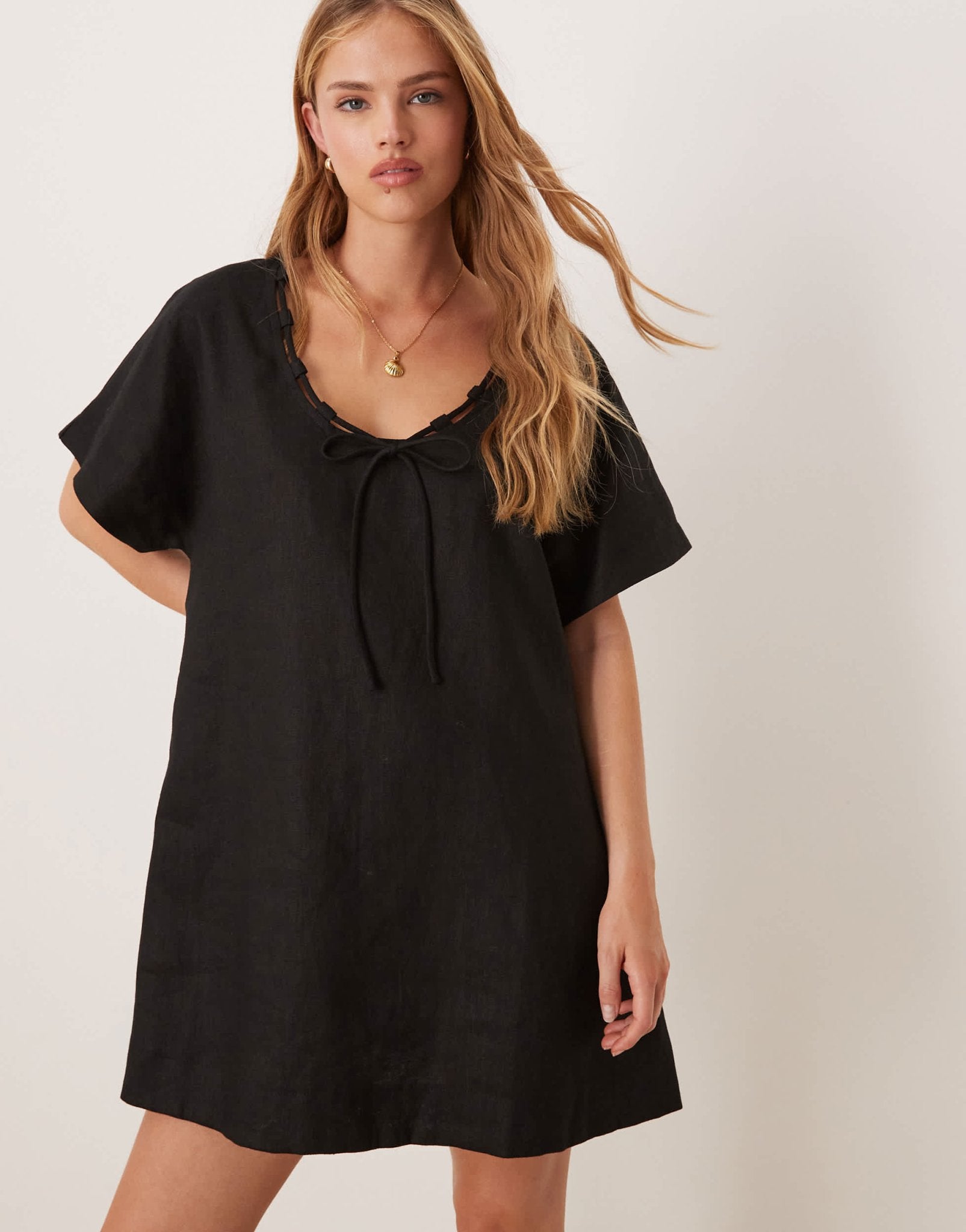 VRG GRL nellie linen mini smock dress in black - ASOS Sample Sale