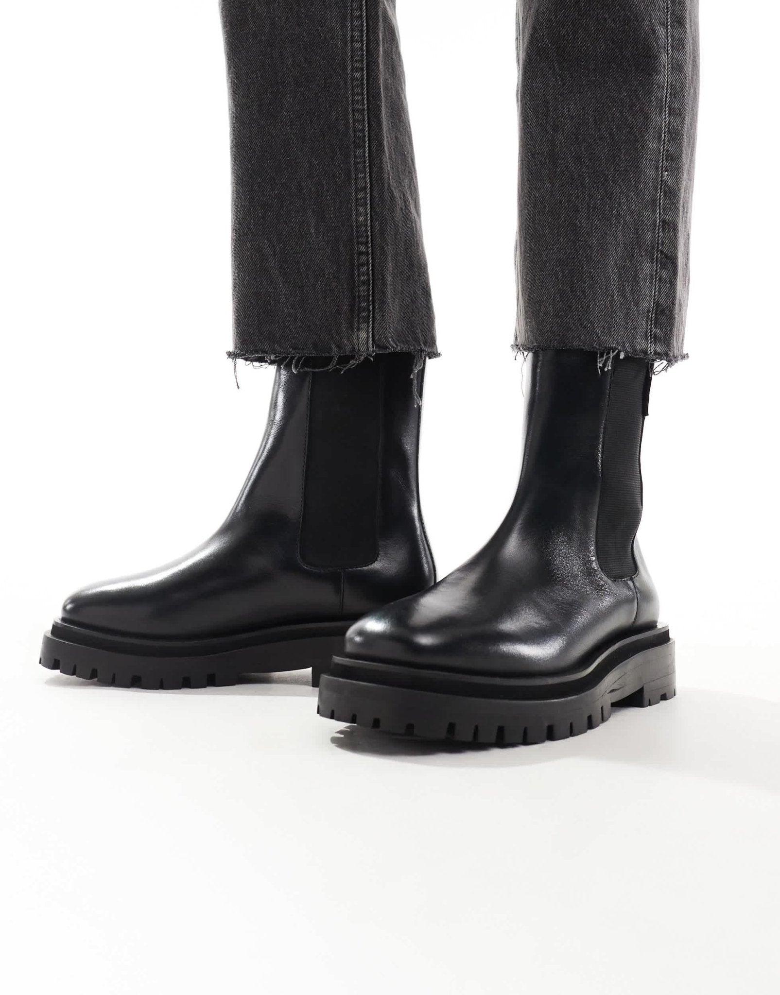 Walk London Dana chelsea loafer in black leather - ASOS Sample Sale