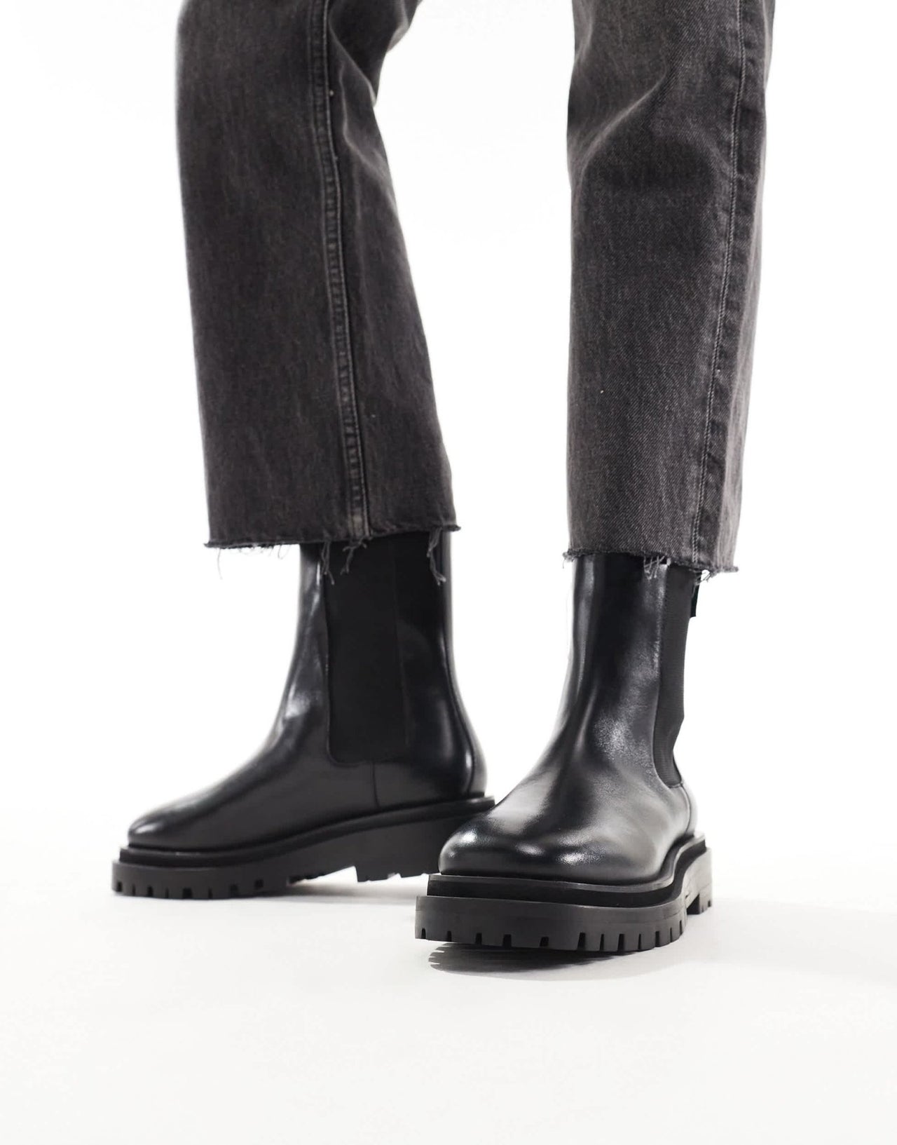 Walk London Dana chelsea loafer in black leather - ASOS Sample Sale