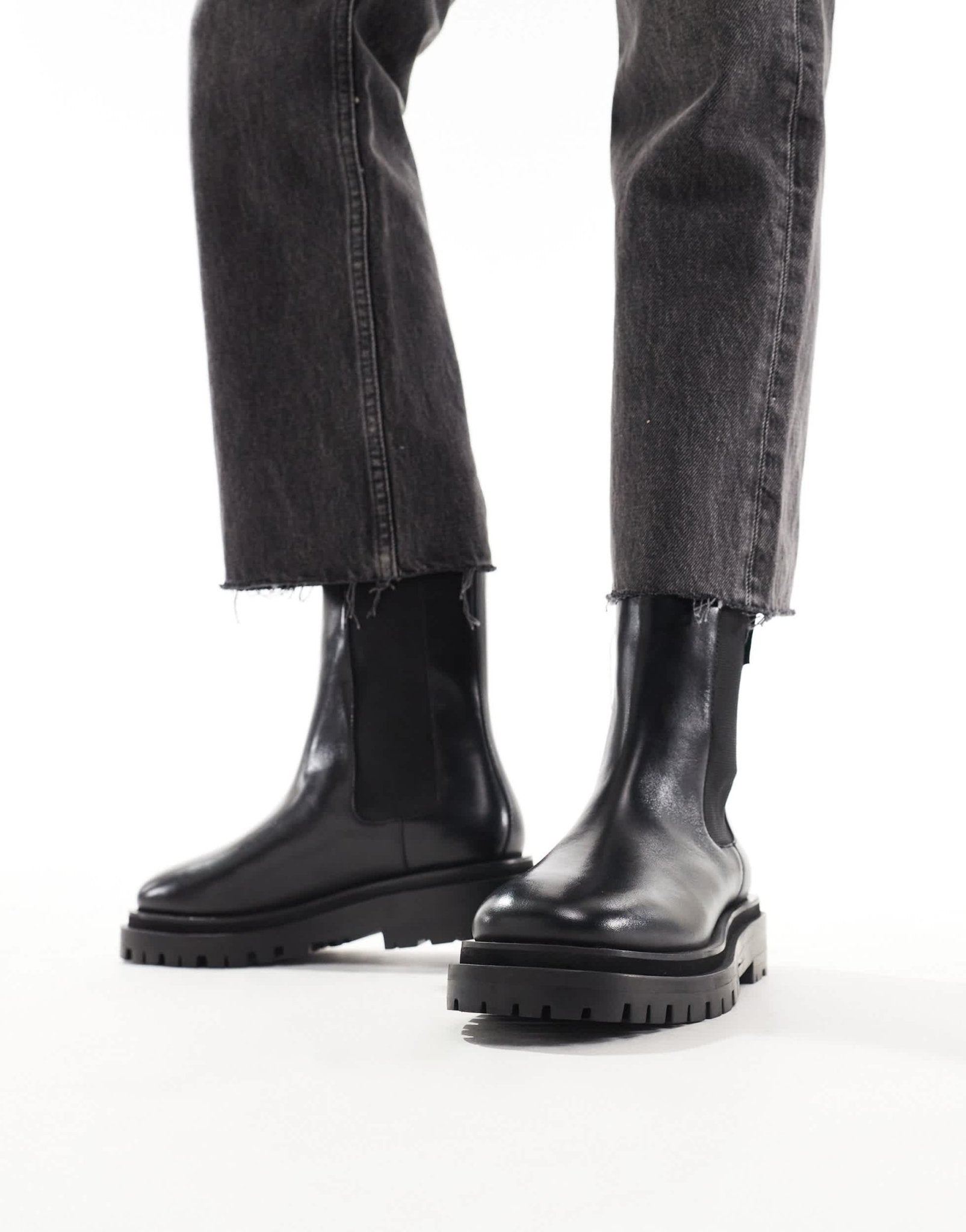 Walk London Dana chelsea loafer in black leather - ASOS Sample Sale