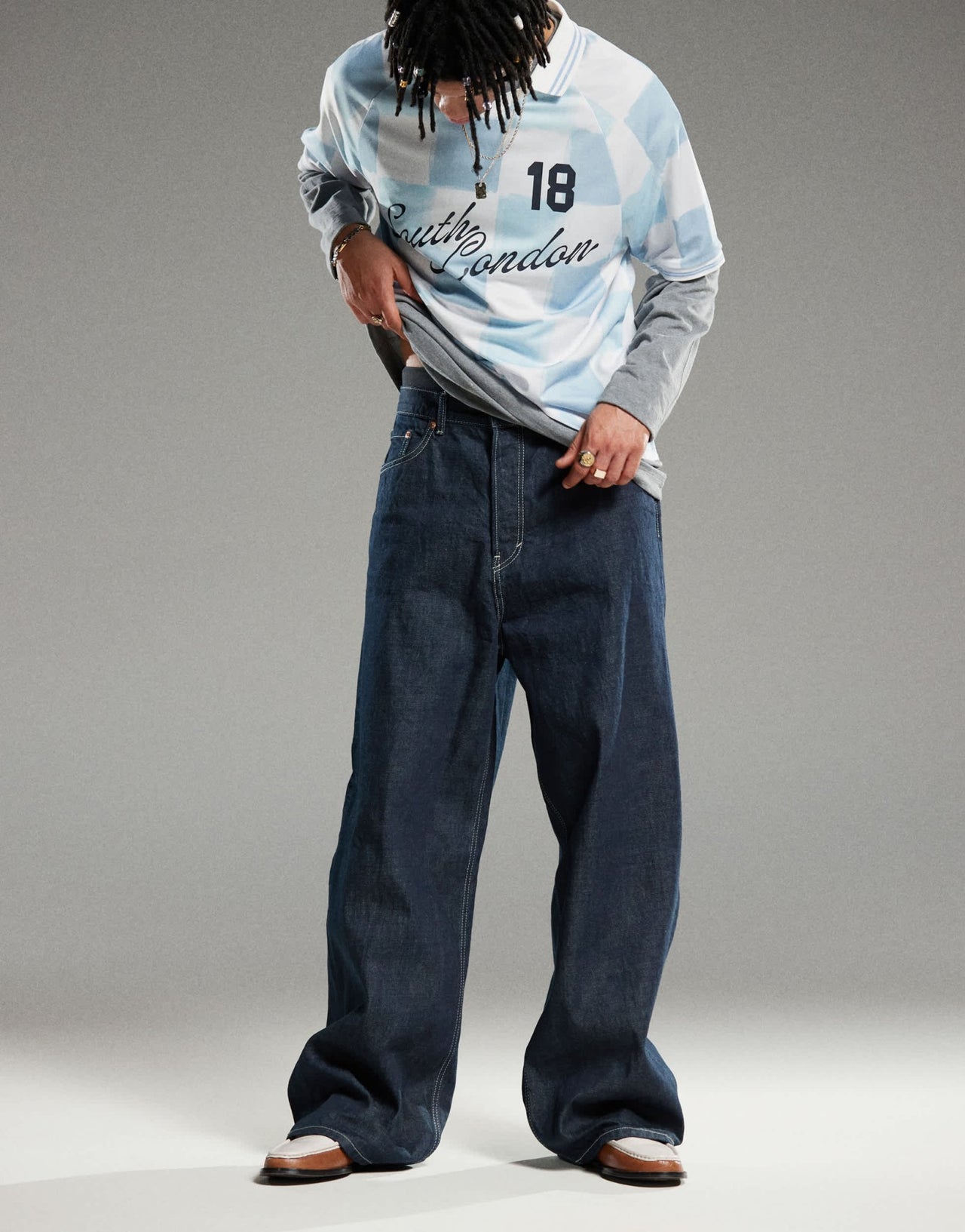 Weekday Astro Unisex low rise loose fit baggy jeans in blue rinse wash - ASOS Sample Sale
