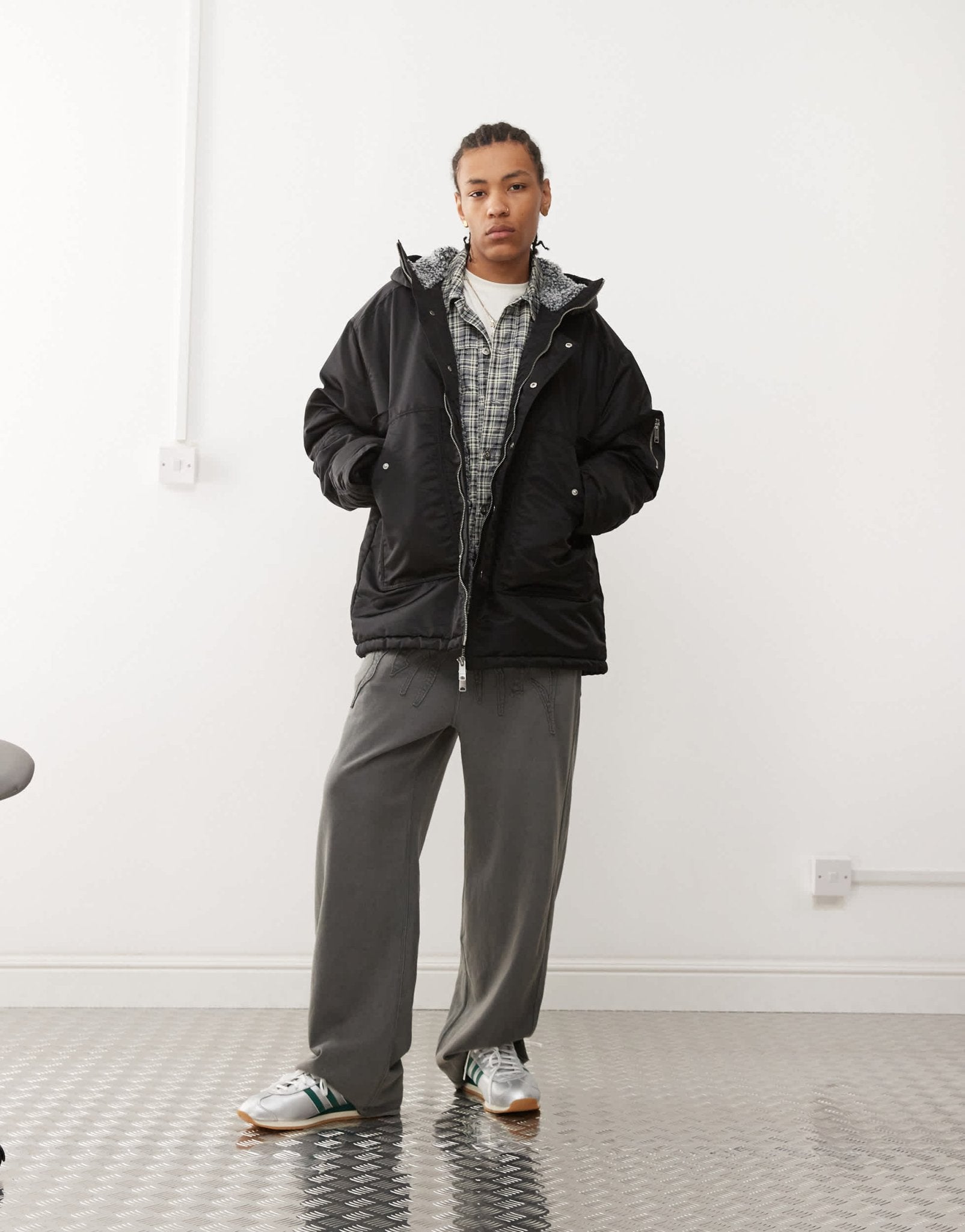 Weekday Baloo parka coat with borg lining in black - ASOS Sample Sale