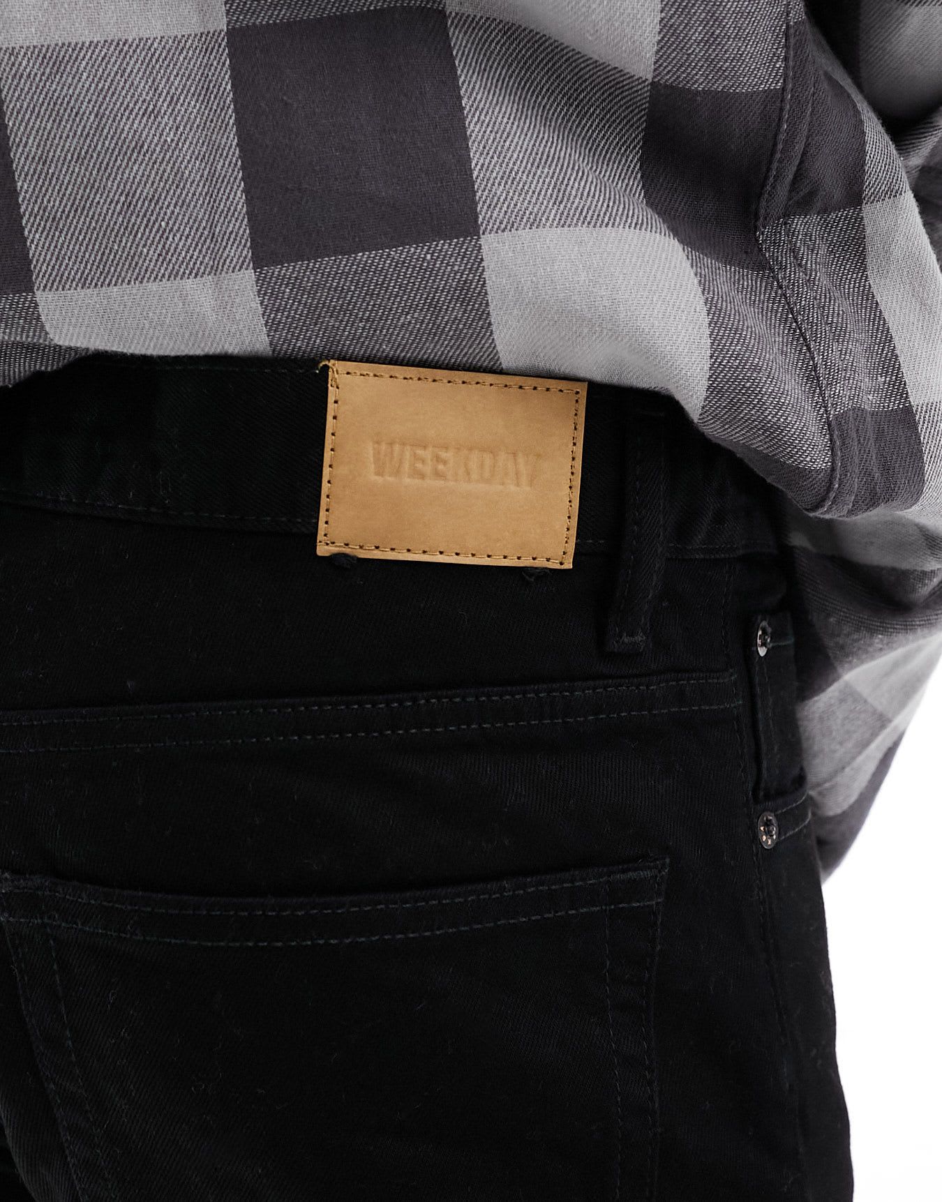Weekday Friday low waist skinny jeans in black - ASOS Sample Sale