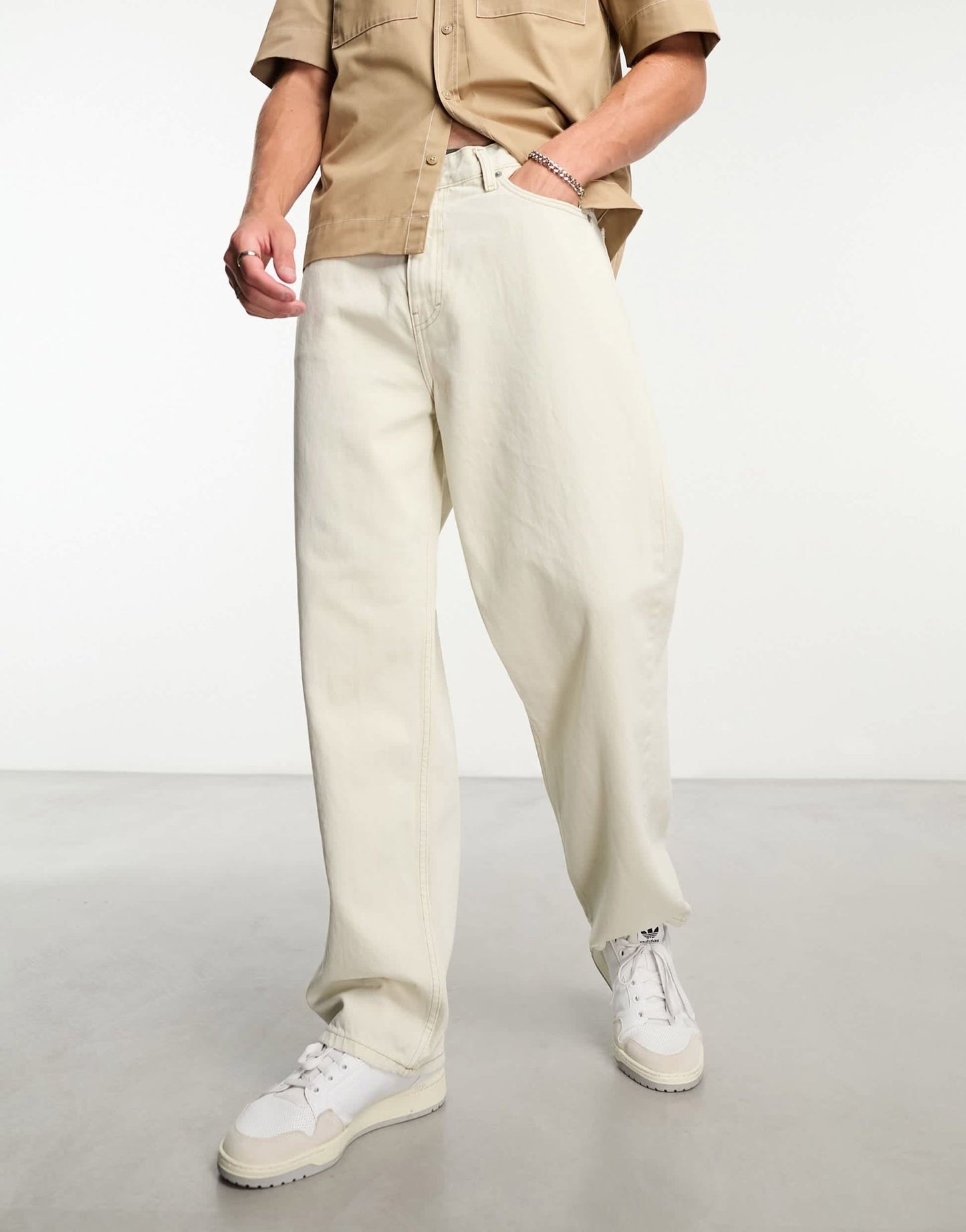Weekday Galaxy loose fit straight leg jeans in chalk white - ASOS Sample Sale