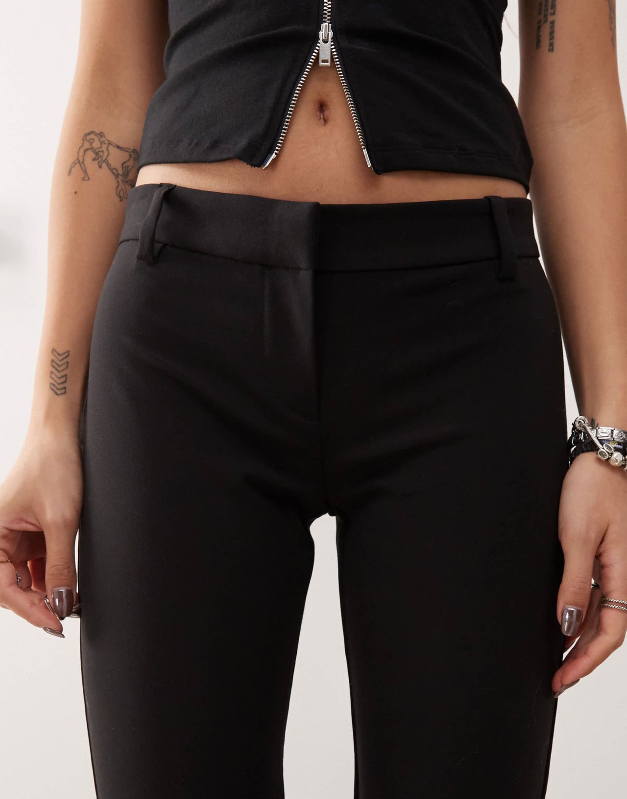 Weekday Kawa slim leg trousers with gathered knee detail in black - ASOS Sample Sale