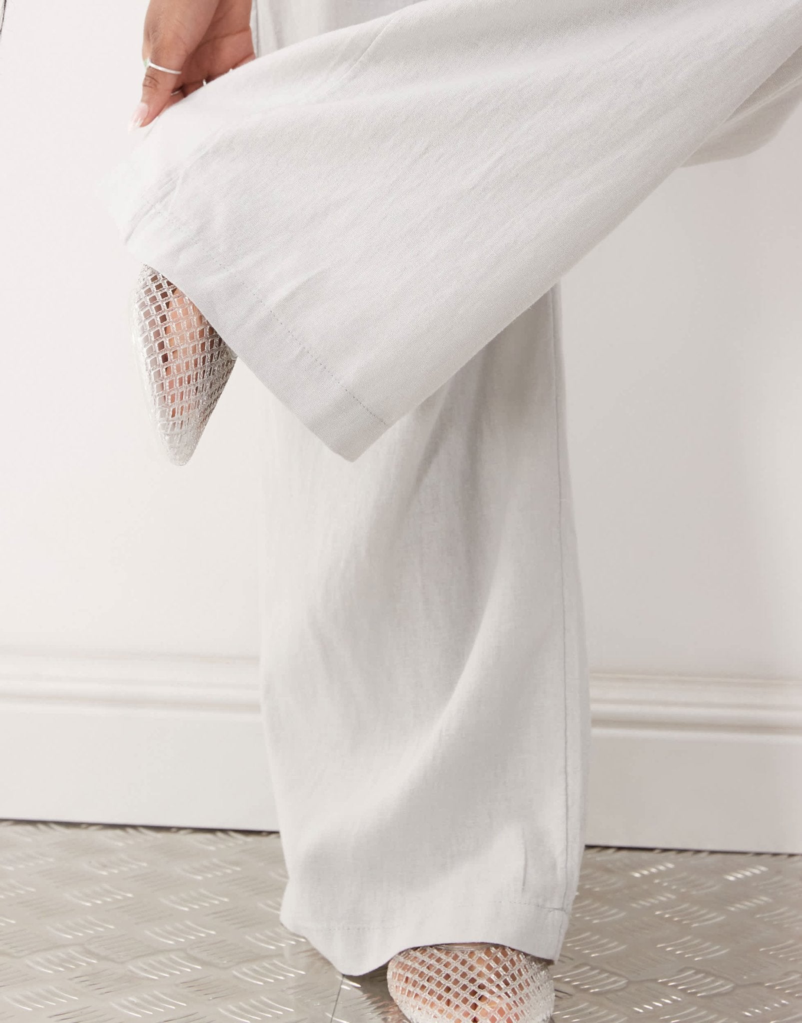 Weekday linen mix wide leg trousers in grey - ASOS Sample Sale