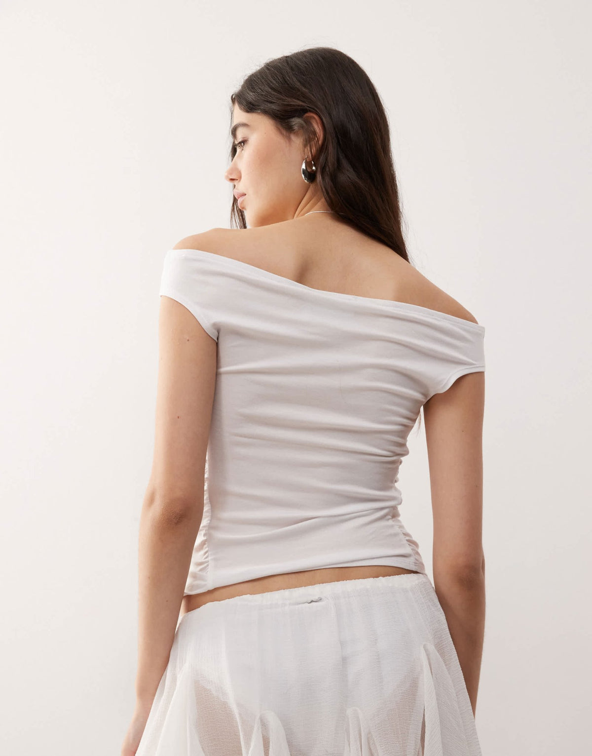 Weekday off shoulder bardot top with ruched side detail in white - ASOS Sample Sale