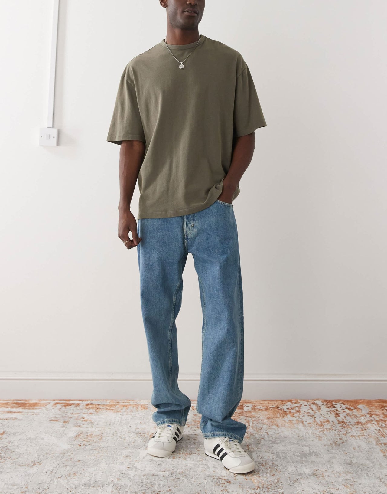 Weekday Space relaxed fit straight leg jeans in blue wash - ASOS Sample Sale
