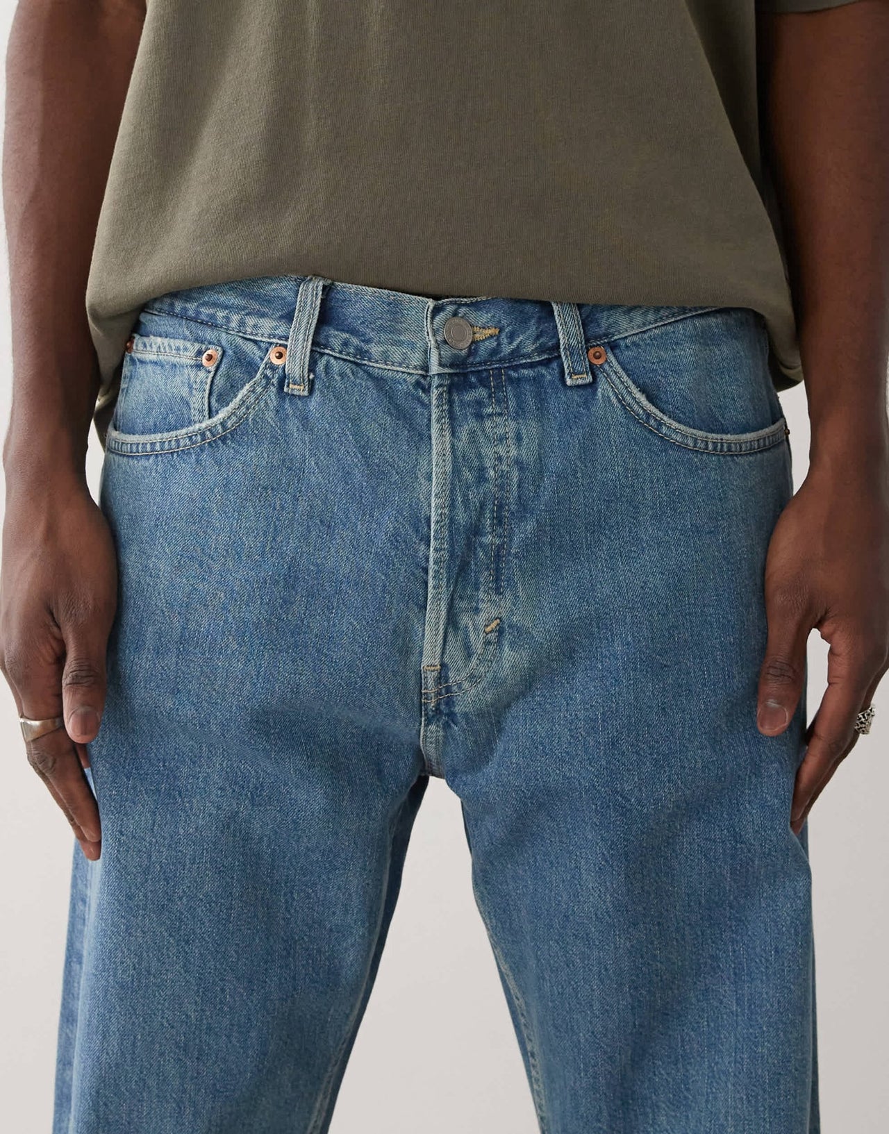 Weekday Space relaxed fit straight leg jeans in blue wash - ASOS Sample Sale