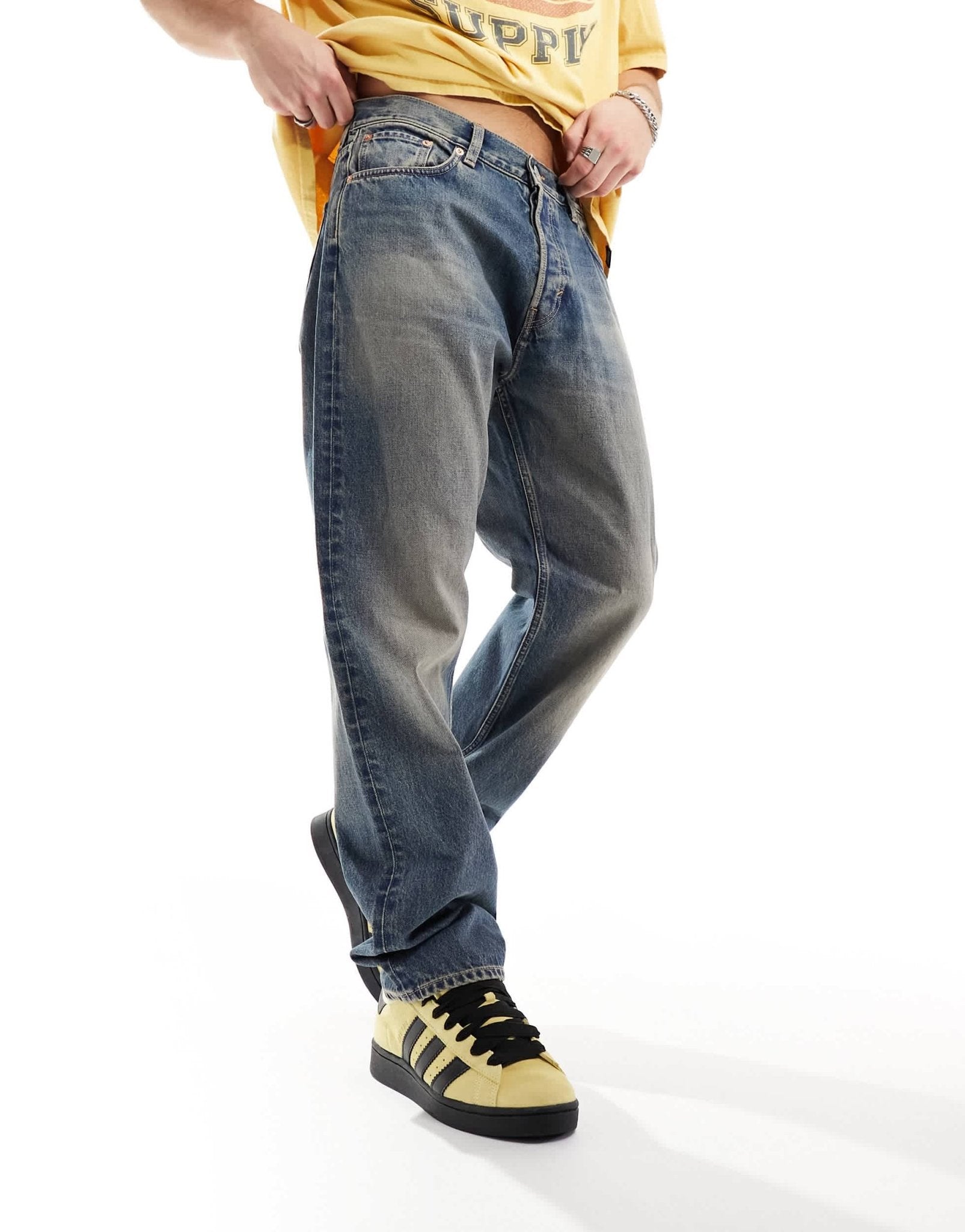 Weekday Space relaxed fit straight leg jeans in steel blue wash - ASOS Sample Sale