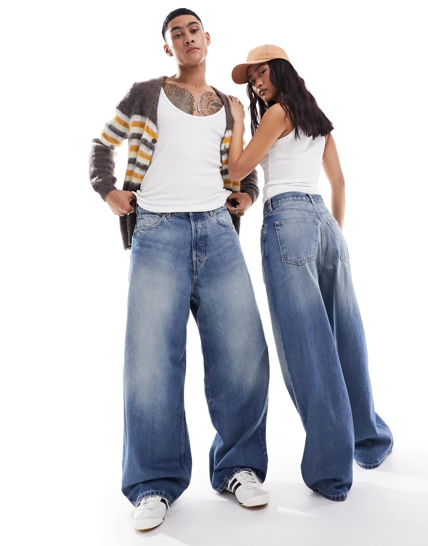 Weekday Unisex Astro loose fit wide leg jeans in jackpot blue - ASOS Sample Sale