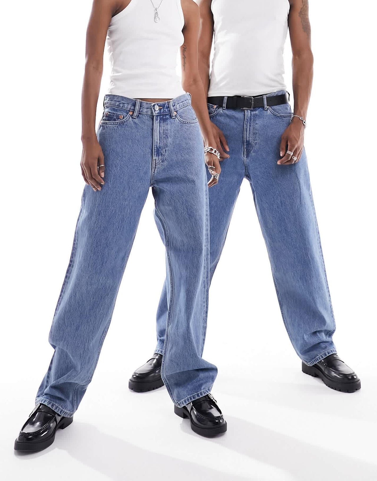 Weekday Unisex Galaxy loose fit straight leg jeans in 90's blue - ASOS Sample Sale
