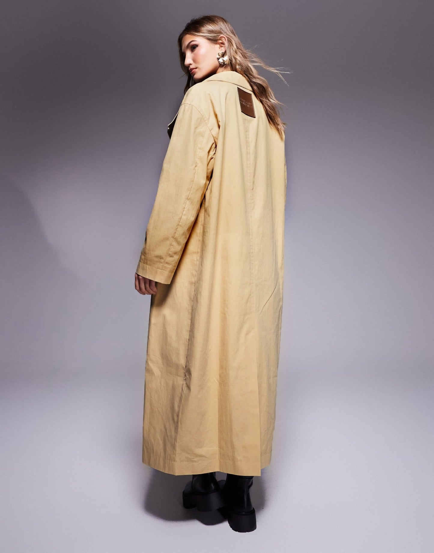 Weekend Collective funnel neck trench coat in camel - ASOS Sample Sale