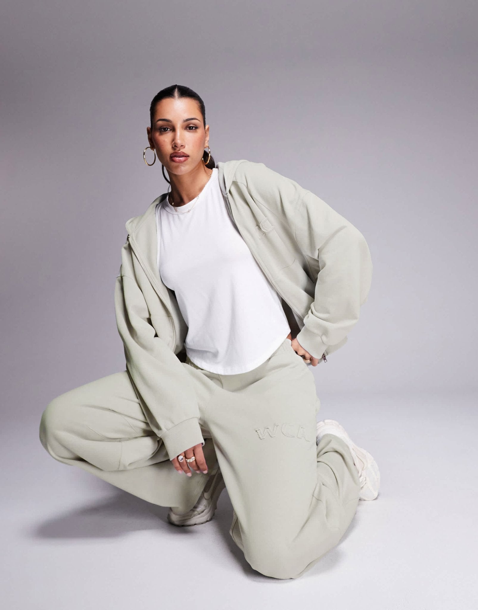 Weekend Collective heavyweight barrel leg jogger co-ord in washed sage green - ASOS Sample Sale