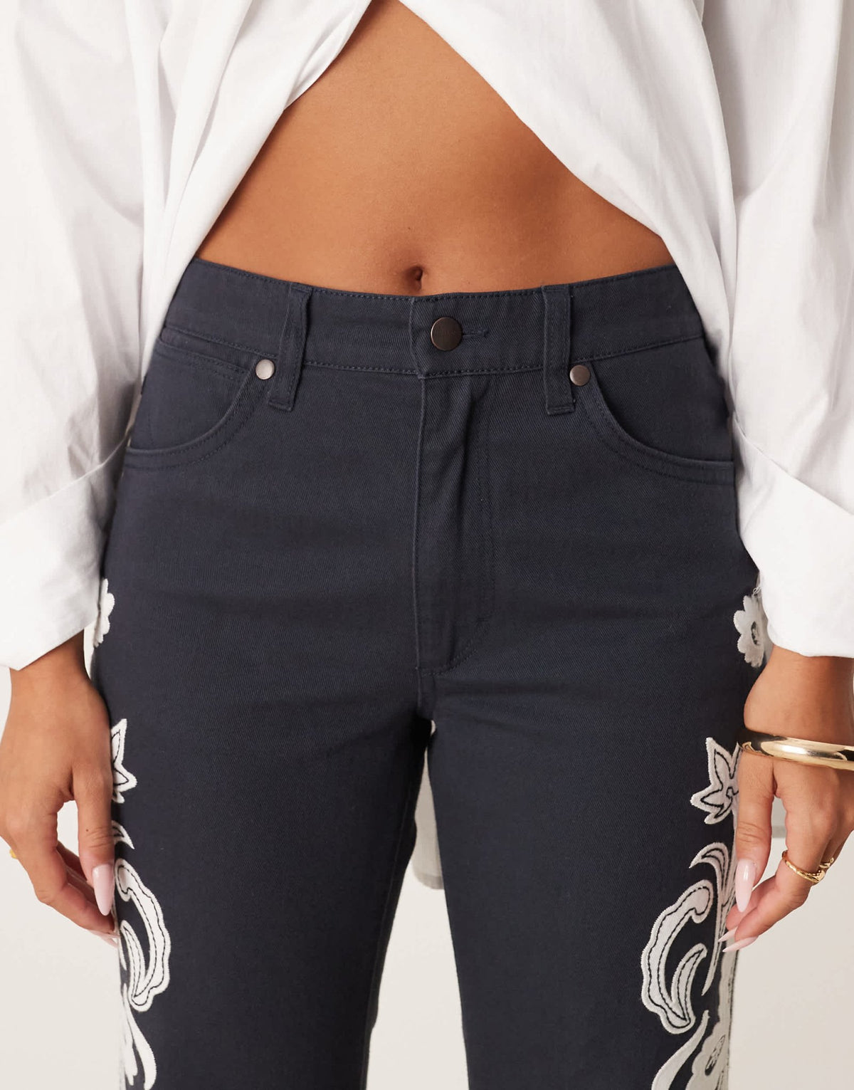 Wrangler 70s flare jeans with floral embriodery in black - ASOS Sample Sale