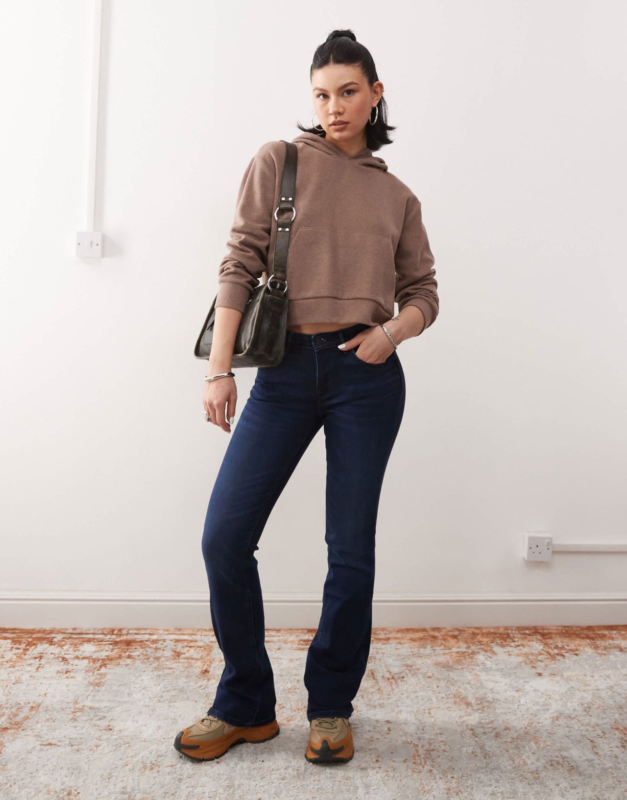 Wrangler low rise bootcut jeans in darkwash blue - ASOS Sample Sale