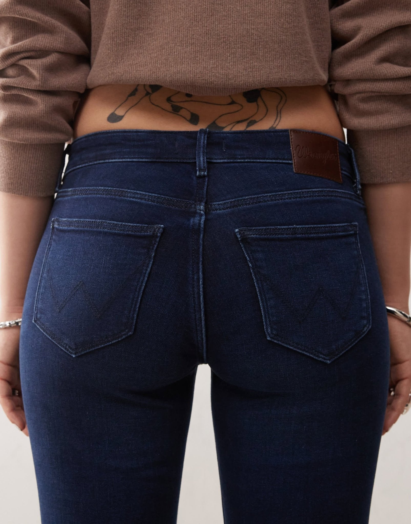 Wrangler low rise bootcut jeans in darkwash blue - ASOS Sample Sale