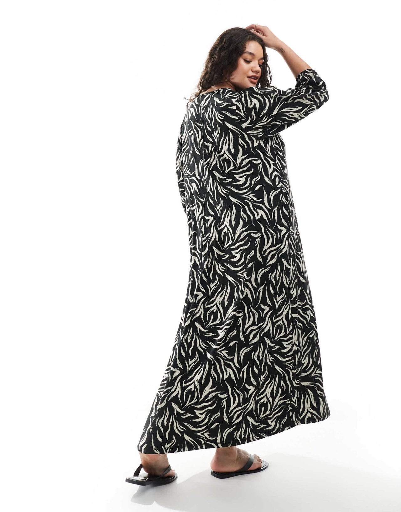Yours balloon sleeve maxi dress in black - ASOS Sample Sale