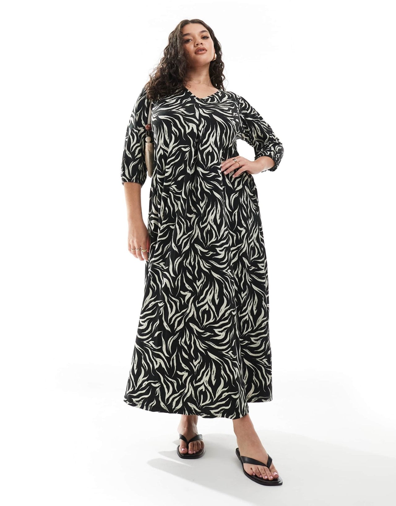 Yours balloon sleeve maxi dress in black - ASOS Sample Sale