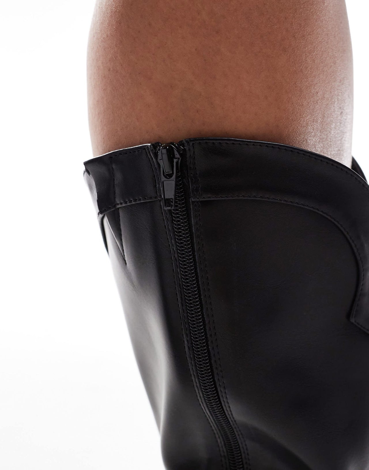 Yours PU heeled western boots in black - ASOS Sample Sale
